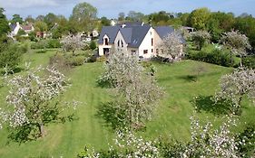 Le Clos Des Pommiers, Chambres D'Hotes & Spa